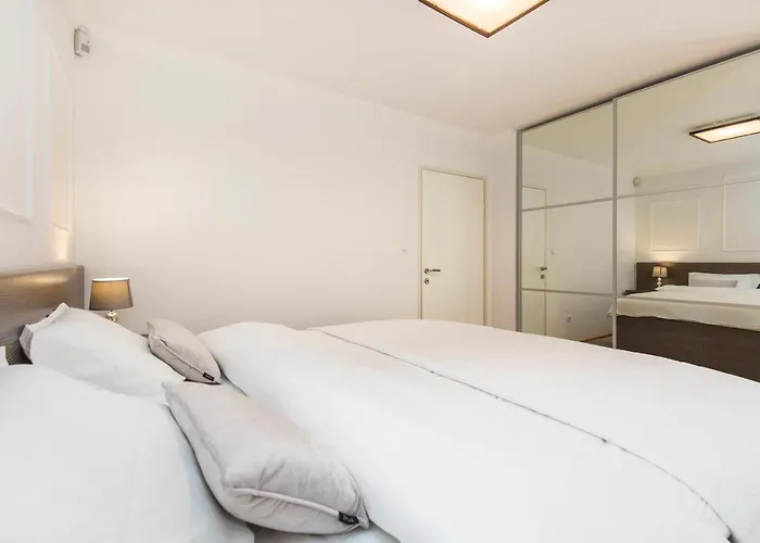 Apartment Parentium